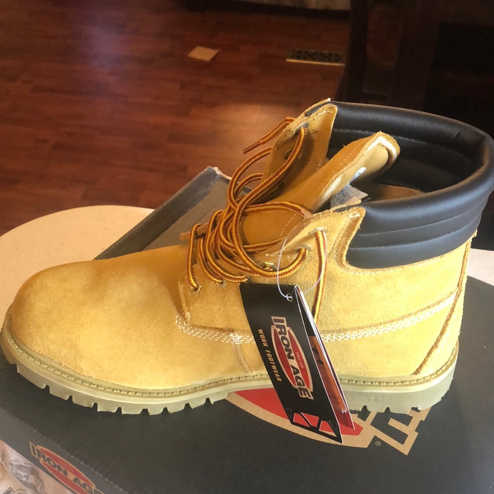 Steel toed shoes